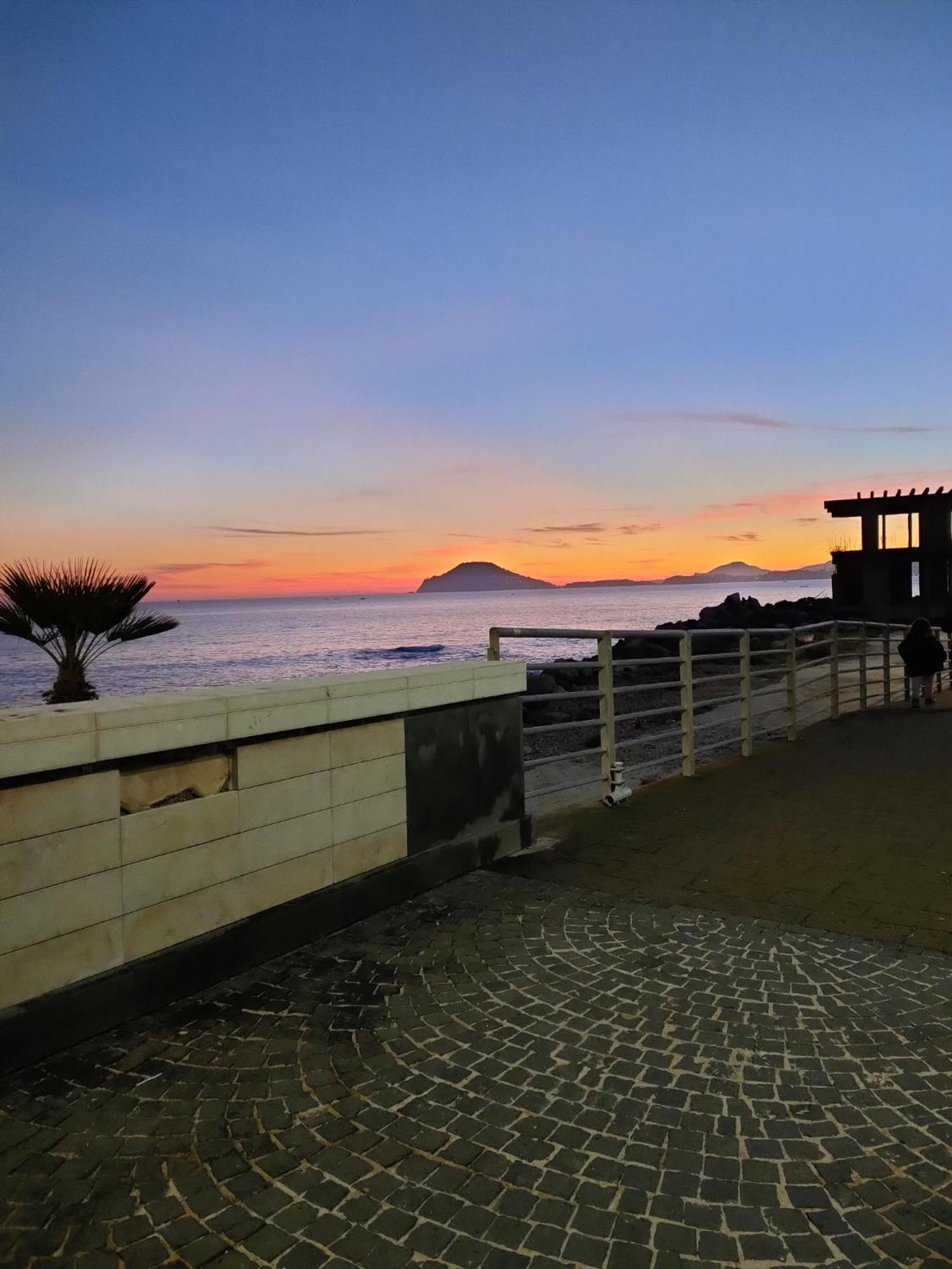 Bed and Breakfast Pozzuoli Seaview Екстер'єр фото